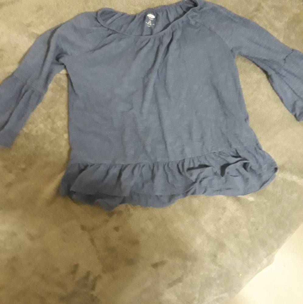 Girls old navy top with bell sleeves
